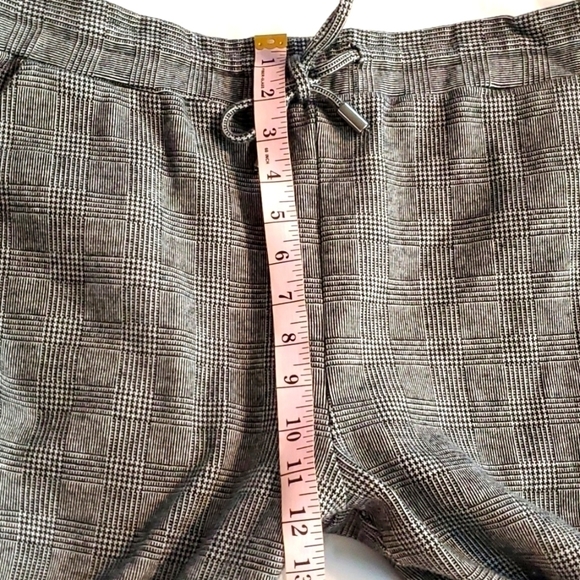 Maeve- Womens Black/White Plaid Tweed Trouser Pants Capri Academia Sz.Large - Picture 9 of 11